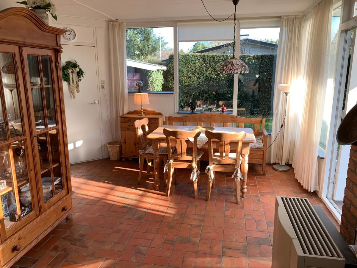 Rustig gelegen vakantiebungalow Kortgene Exterior foto
